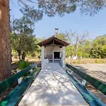 Secret Garden Villa-3Bd, Pool & Bbq In Chalikounas