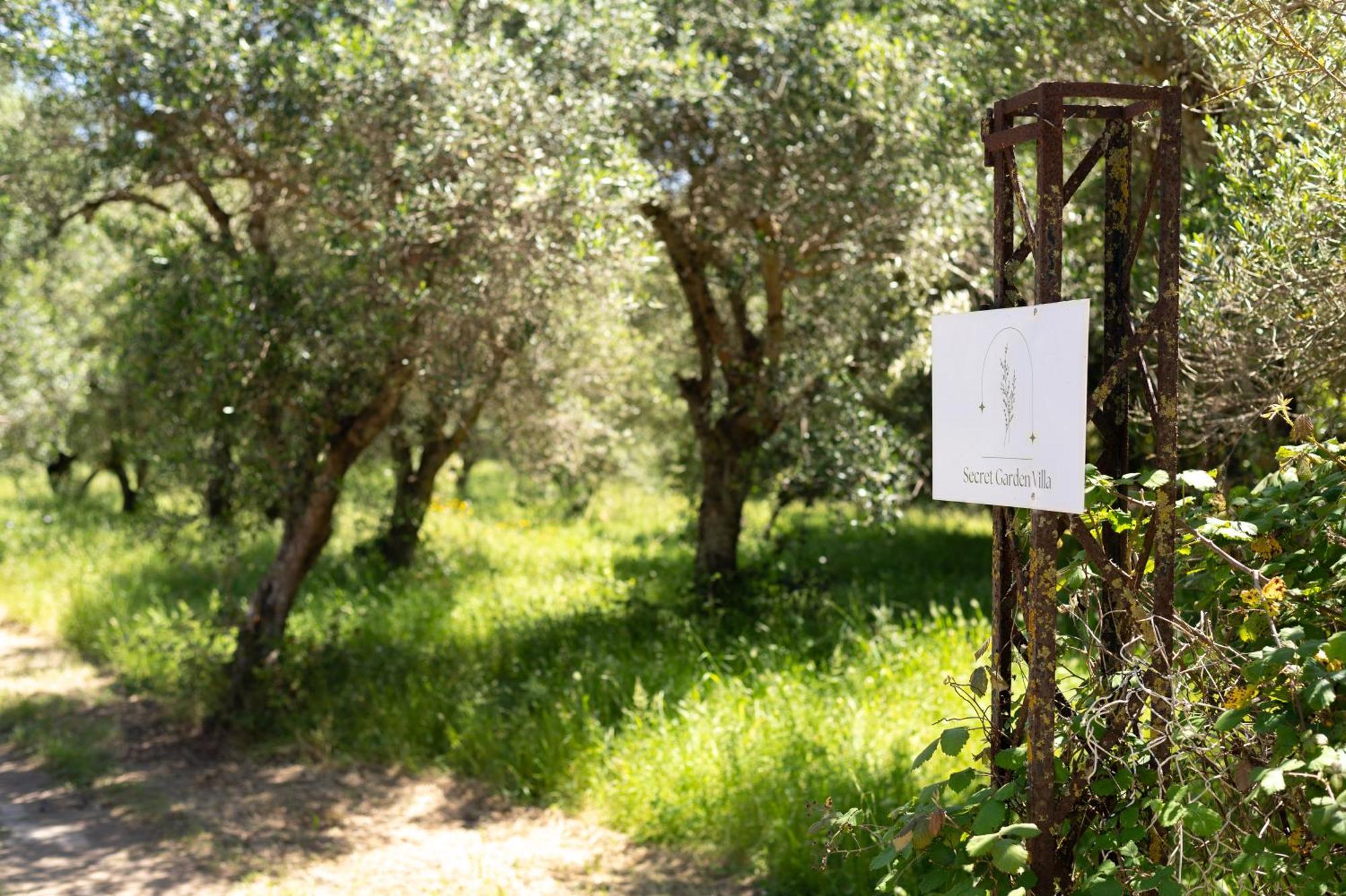 Villa Secret Garden Villa-3bd, Pool & Bbq In Halikounas