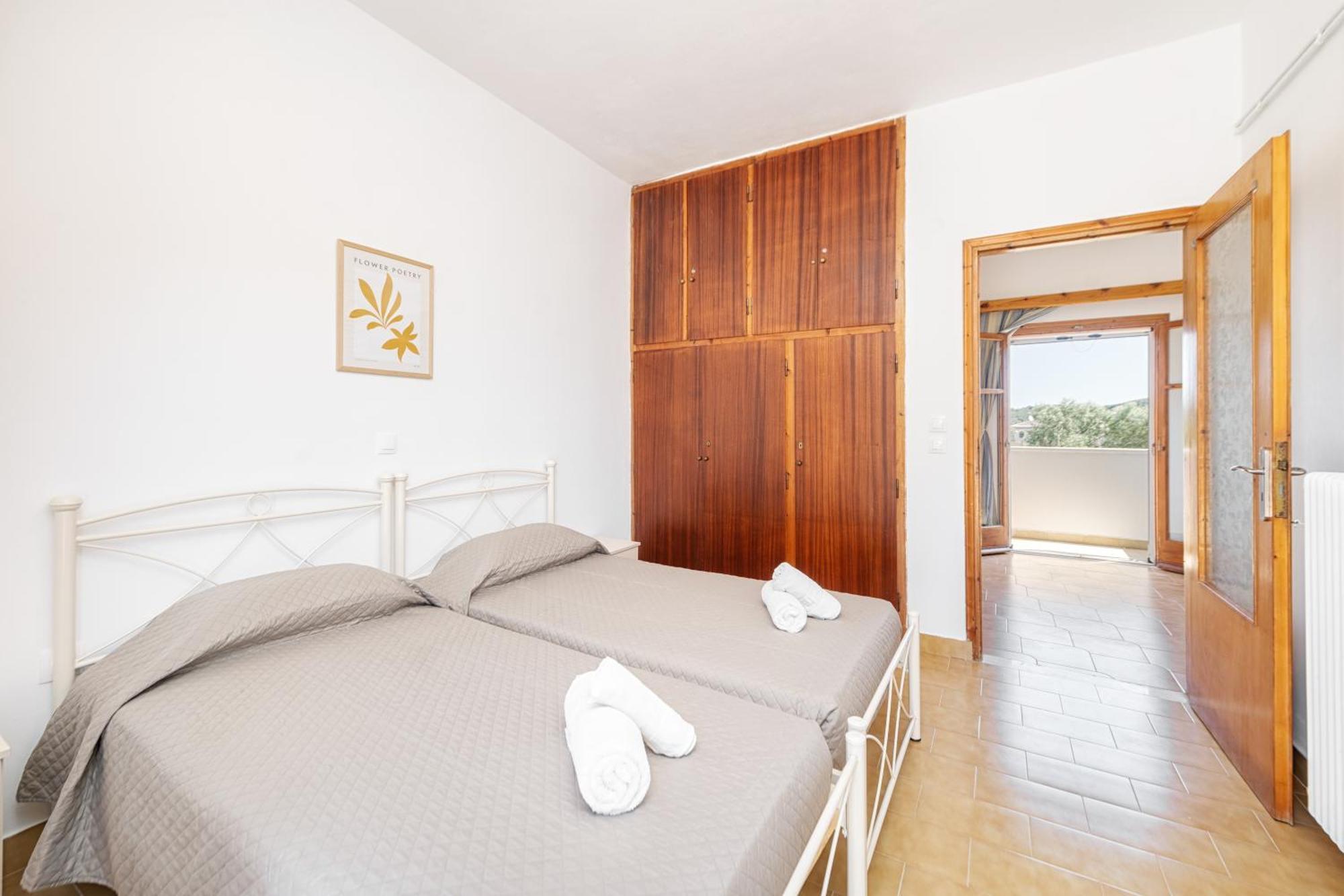 Secret Garden Villa-3bd, Pool & Bbq In * Halikounas