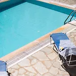 Secret Garden Villa-3Bd, Pool & Bbq In Chalikounas