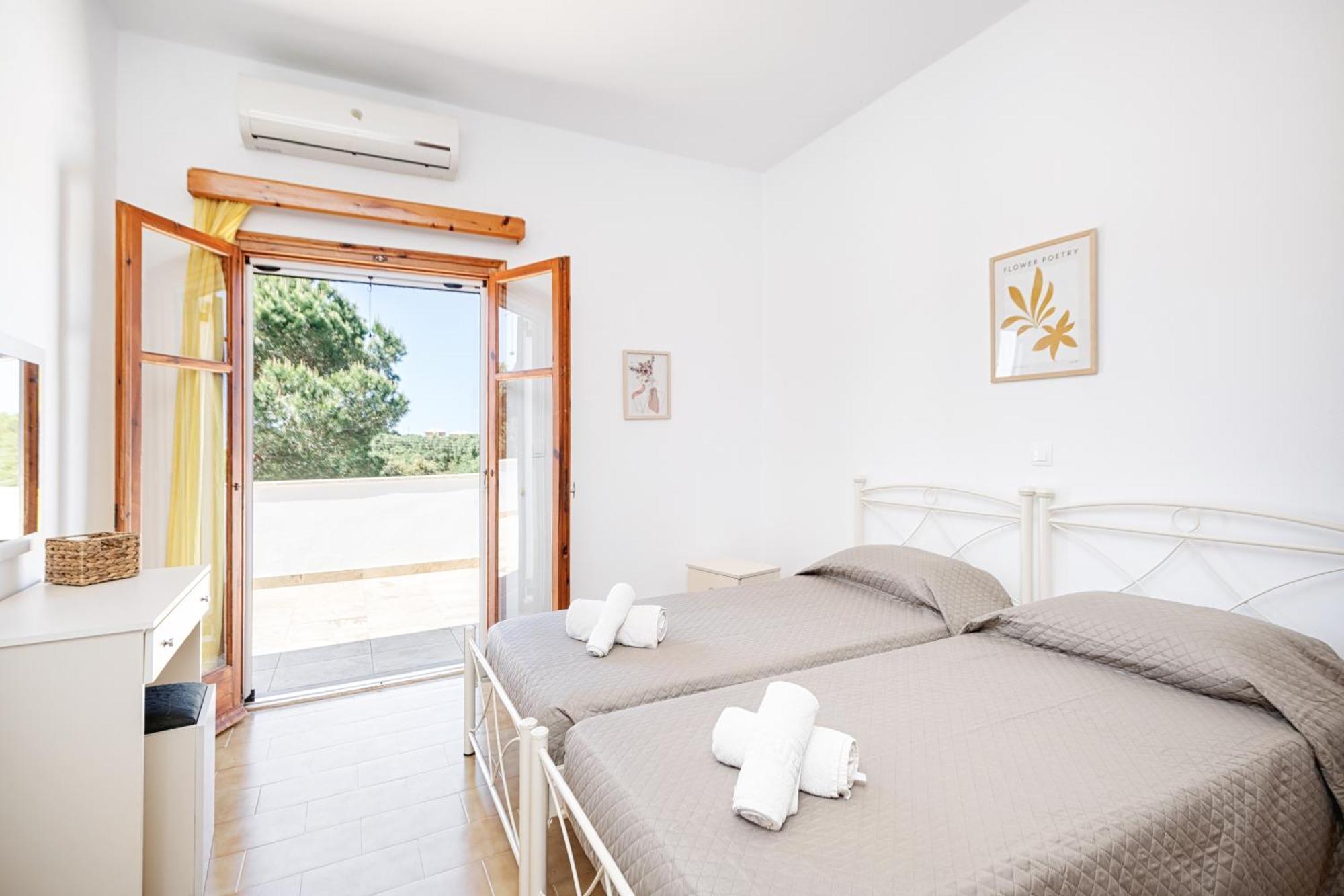 Secret Garden Villa-3bd, Pool & Bbq In